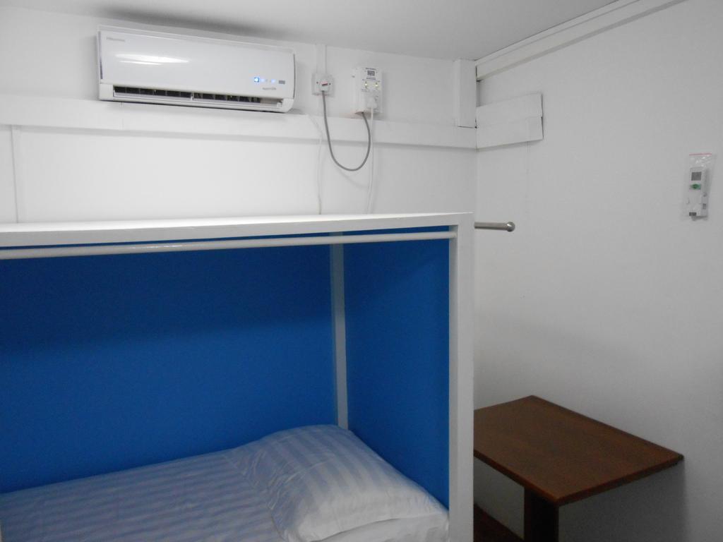 Four Rivers Youth Hostel Yangon Ruang foto
