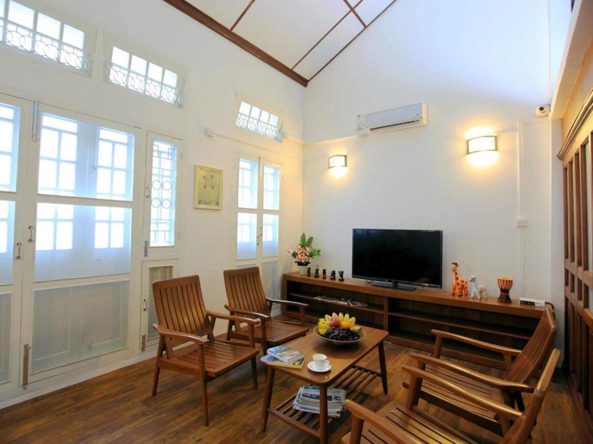Four Rivers Youth Hostel Yangon Bagian luar foto