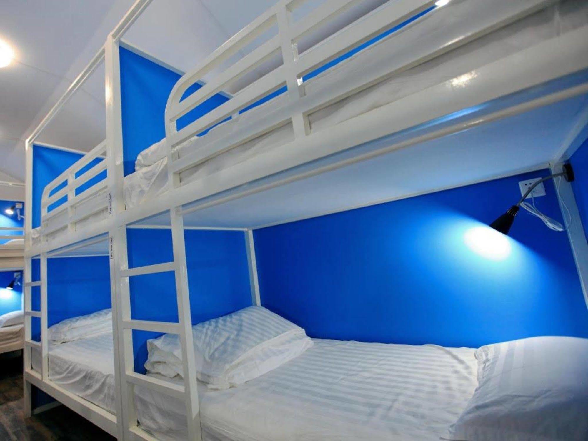 Four Rivers Youth Hostel Yangon Bagian luar foto